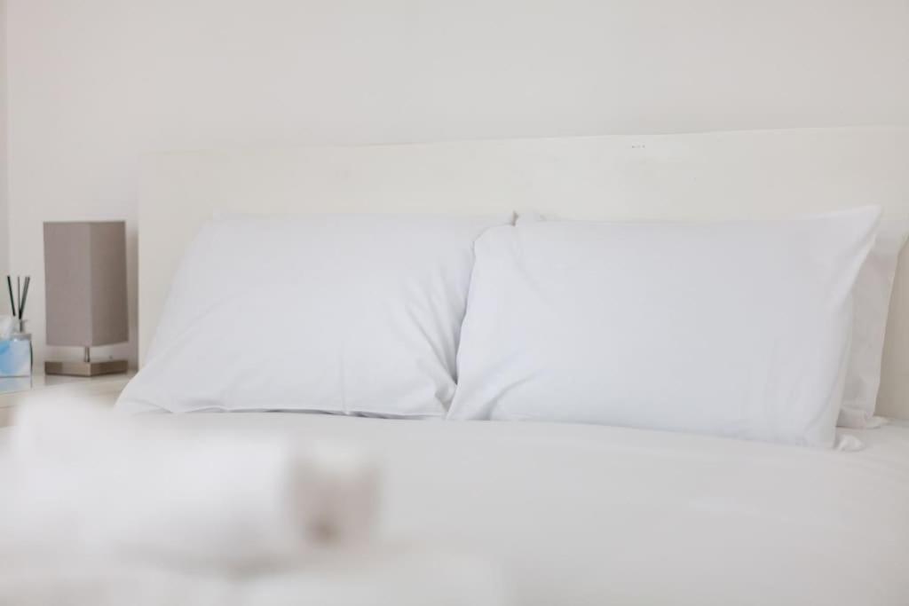 Spacious Retreat 2-Bed In Popular Camden Town Londen Buitenkant foto